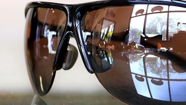 How Do Transitions Lenses Work?