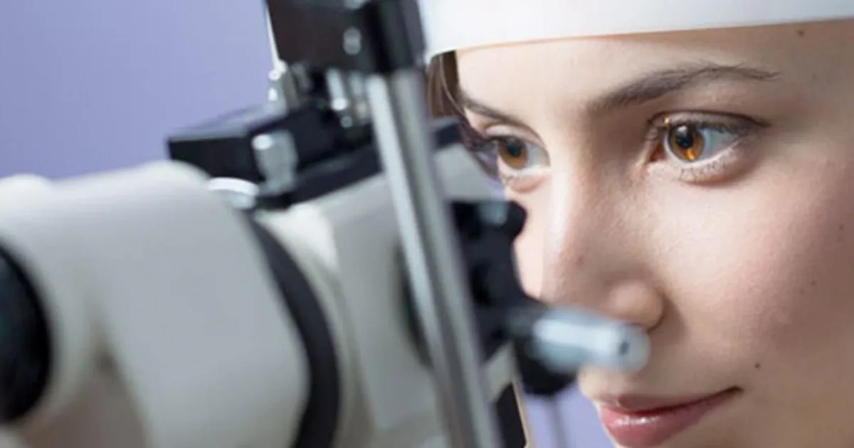 Am I Suitable For Laser Refractive Surgery?