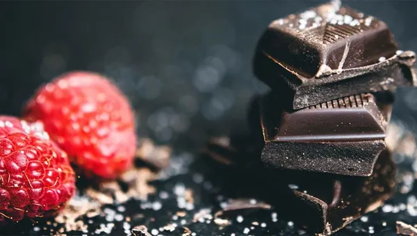 Pass the dark chocolate for deliciously good vision