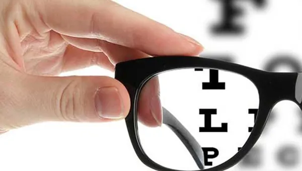 Is Your Child At Risk Of Developing Myopia (Becoming Short Sighted)?