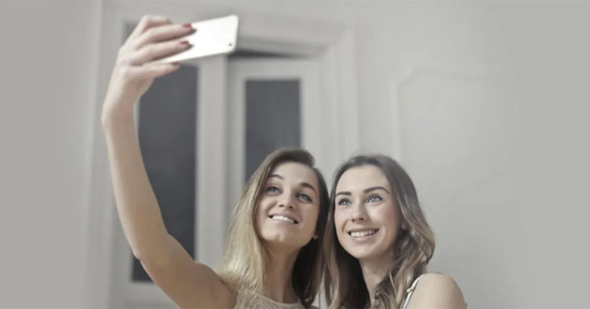 Your Teenager's Vision – Study, Screens and Selfies